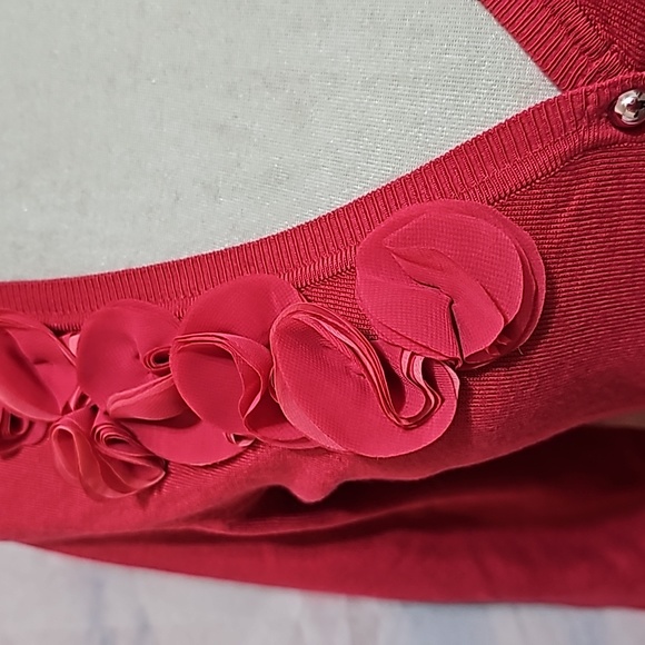 ⭐️ White House Black Market cardigan - Picture 4 of 9